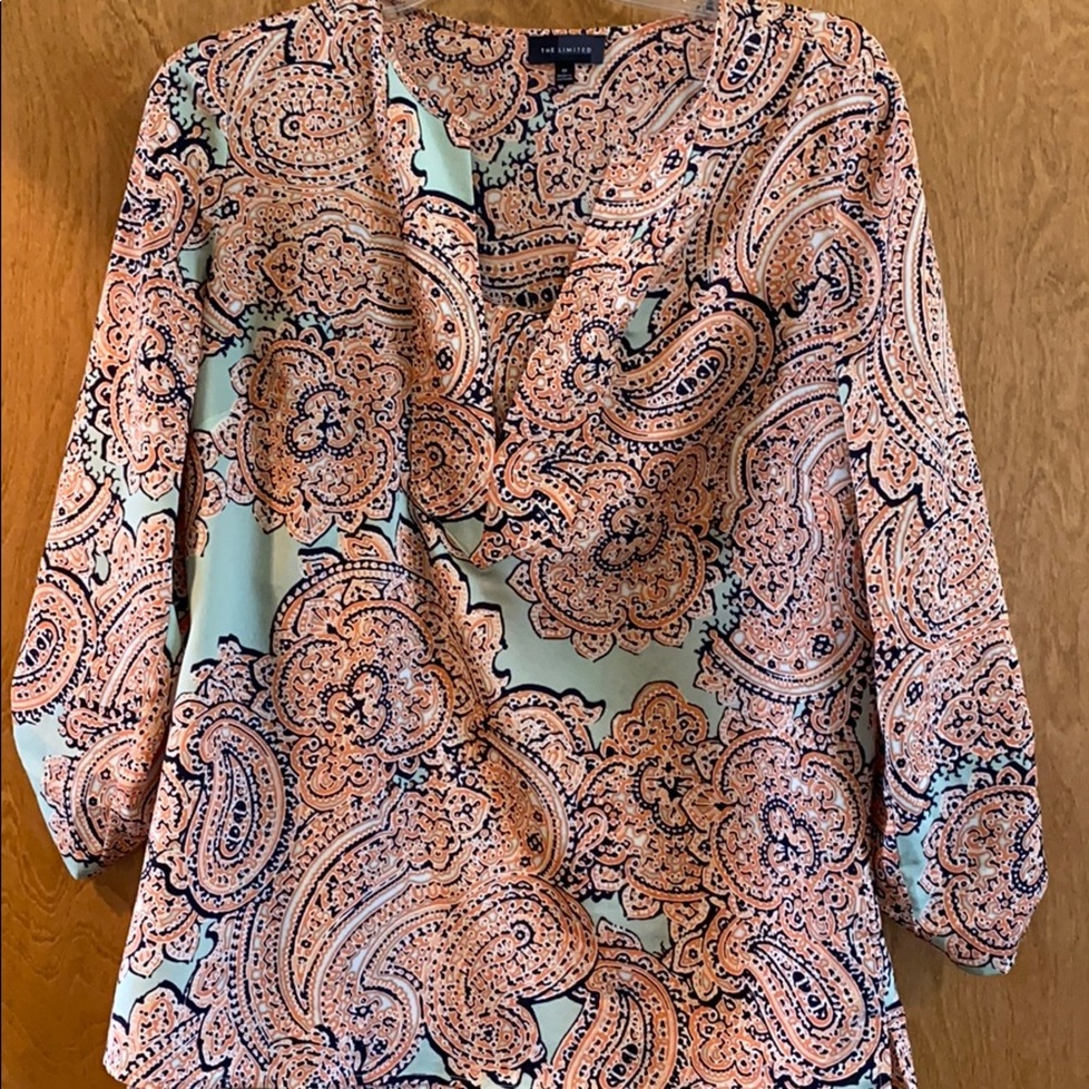 Light weight blouse
